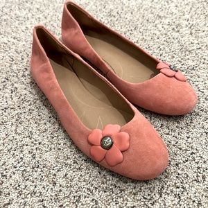 NBW UGG Coral Thea Poppy Suede Ballet Flats